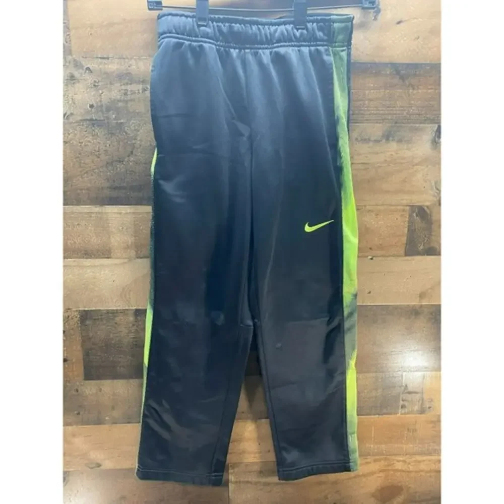 Nike Dri-Fit Youth Sweatpants Size Medium